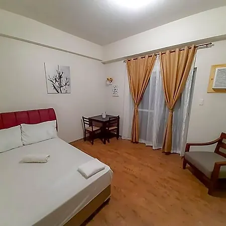 Ania Travellers Room